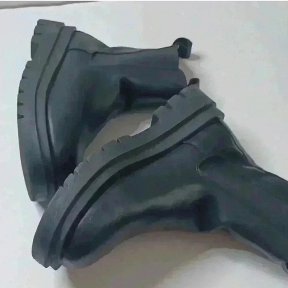 Black Ankle Boots - Picture 9 of 11